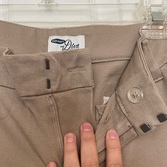 Khaki pants - Picture 3 of 6